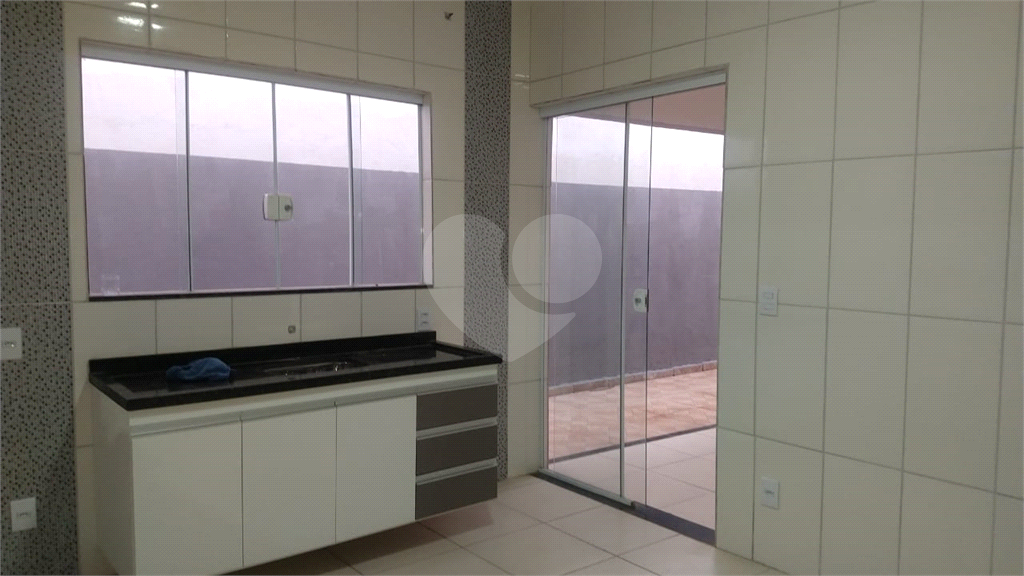 Casa à venda com 2 quartos, 160m² - Foto 5