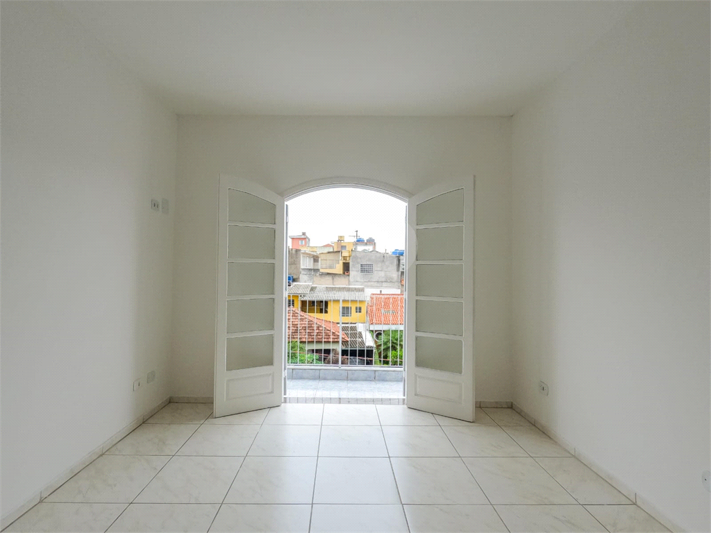 SOBRADO COM EXCELENTE PREÇO - AGENDE UMA VISITA.