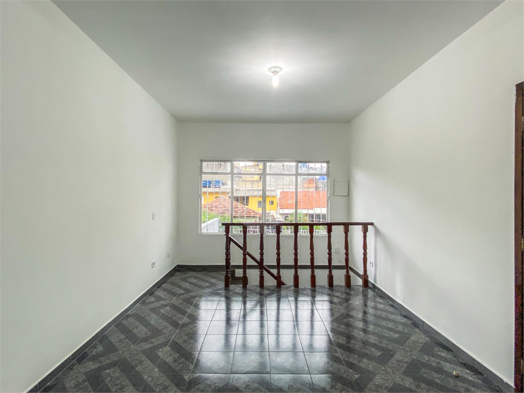 SOBRADO COM EXCELENTE PREÇO - AGENDE UMA VISITA.