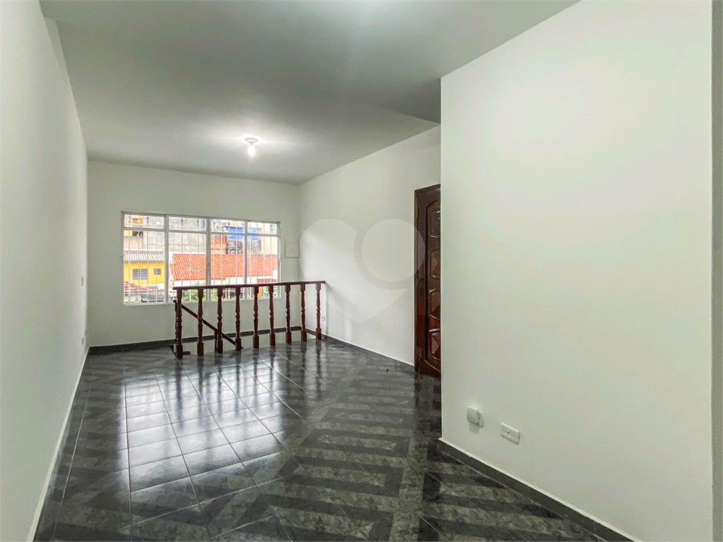 SOBRADO COM EXCELENTE PREÇO - AGENDE UMA VISITA.