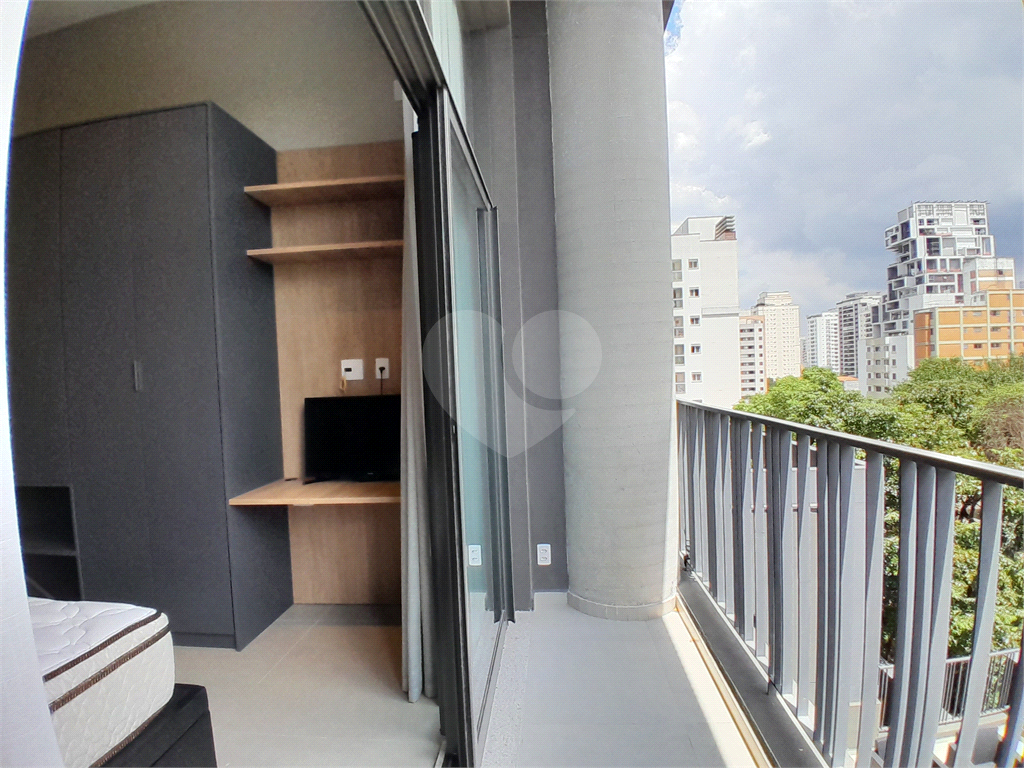 STUDIO em PINHEIROS