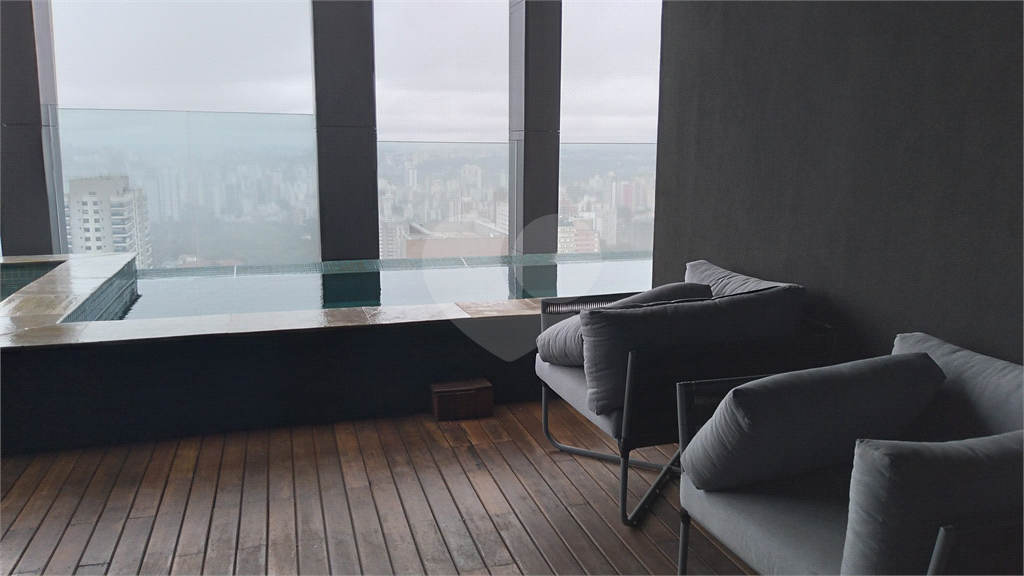 Apartamento studio em Pinheiros - 29m²