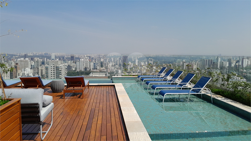 Apartamento studio em Pinheiros - 27m²