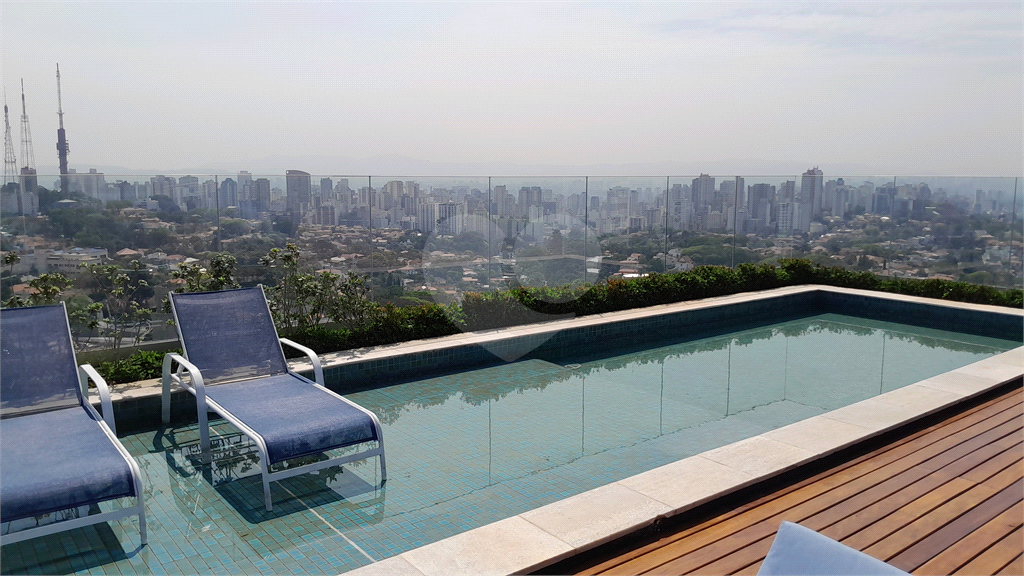 Apartamento studio em Pinheiros - 27m²
