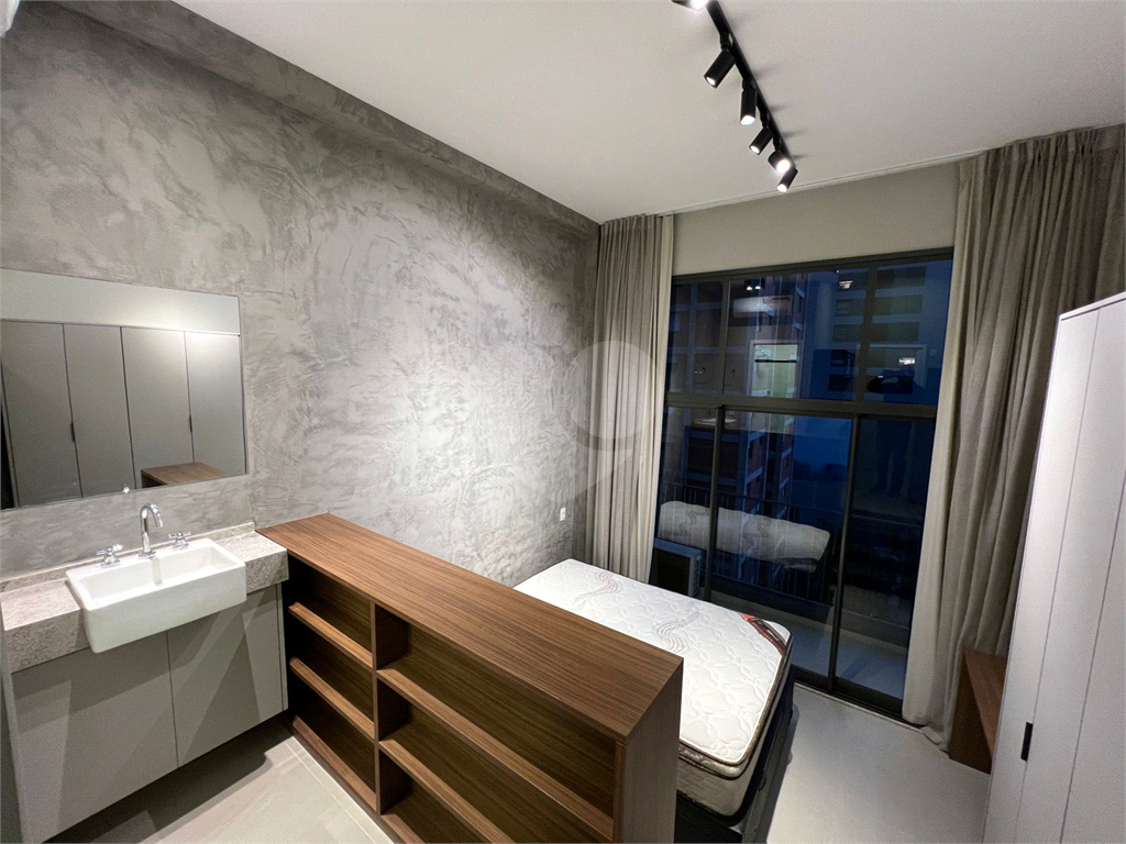 Apartamento studio em Pinheiros - 26m²