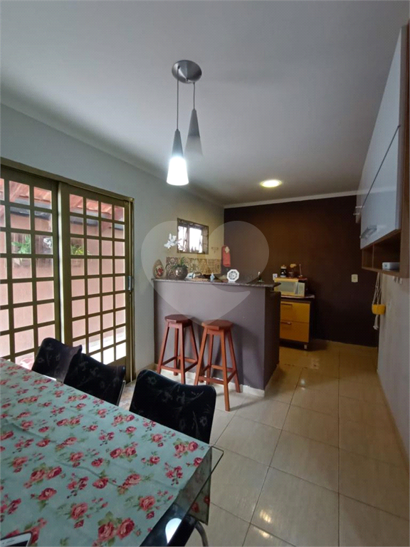 Casa à venda com 3 quartos, 157m² - Foto 4