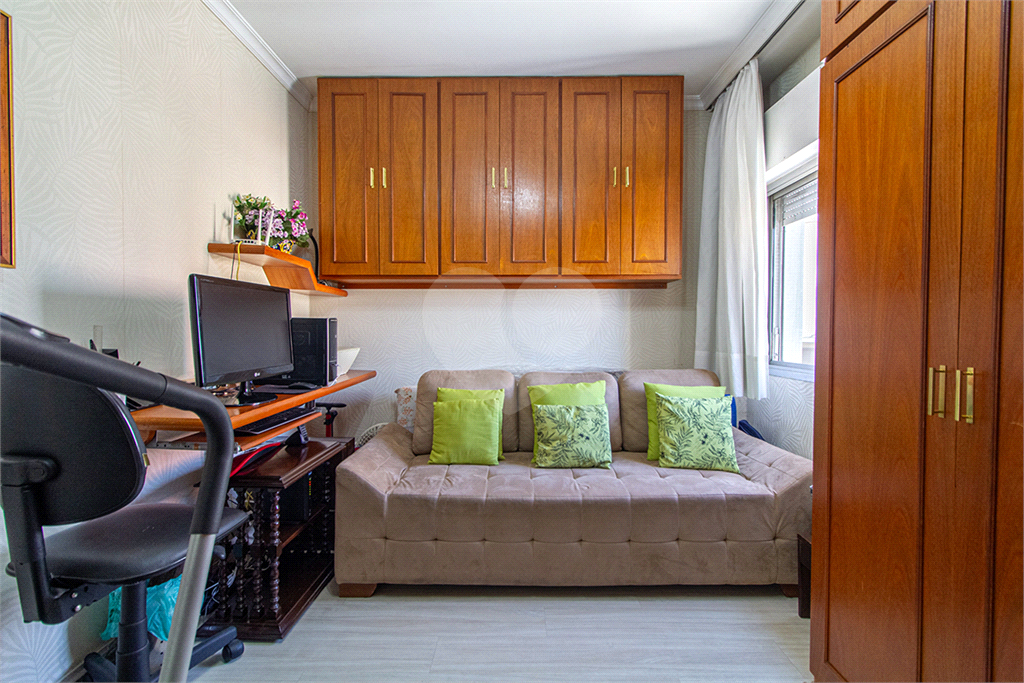 Apartamento à venda com 3 quartos, 105m² - Foto 11