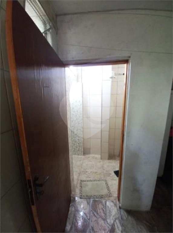Sobrado 157m², 4 dormitórios, 1 suíte e 2 vagas de garagem