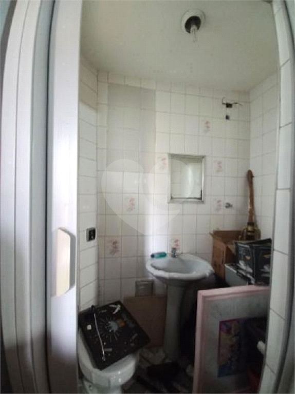Sobrado 157m², 4 dormitórios, 1 suíte e 2 vagas de garagem
