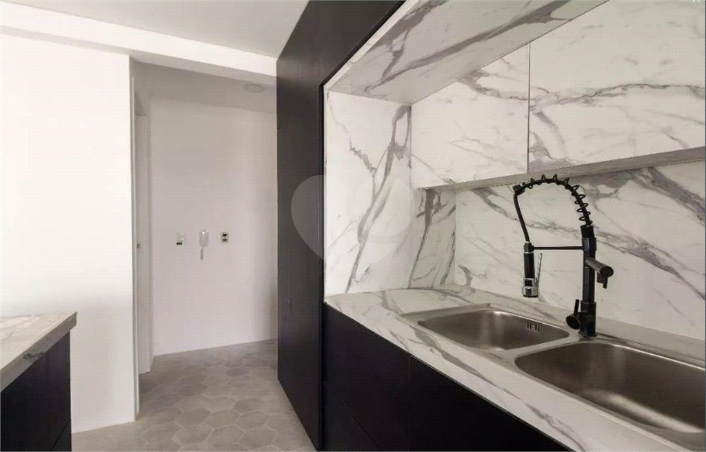 Apartamento na Vila Carrão com 92m² com 2 Suítes, varanda gourmet, armários, 3 Vagas de garagem 
