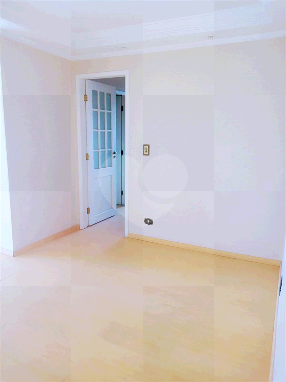 APARTAMENTO em SANTANA