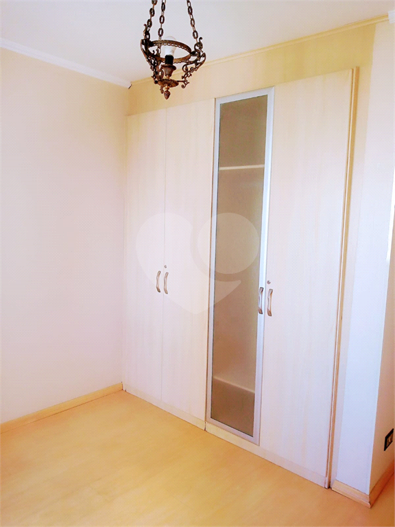 APARTAMENTO em SANTANA