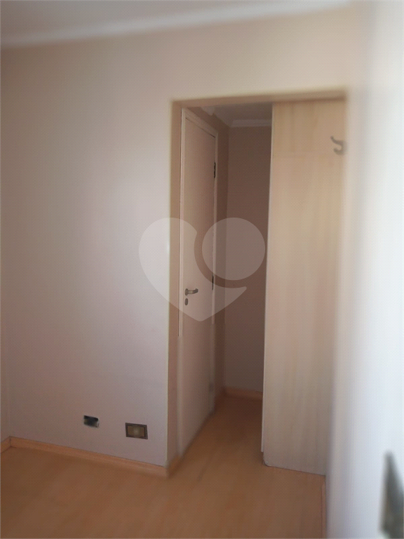 APARTAMENTO em SANTANA
