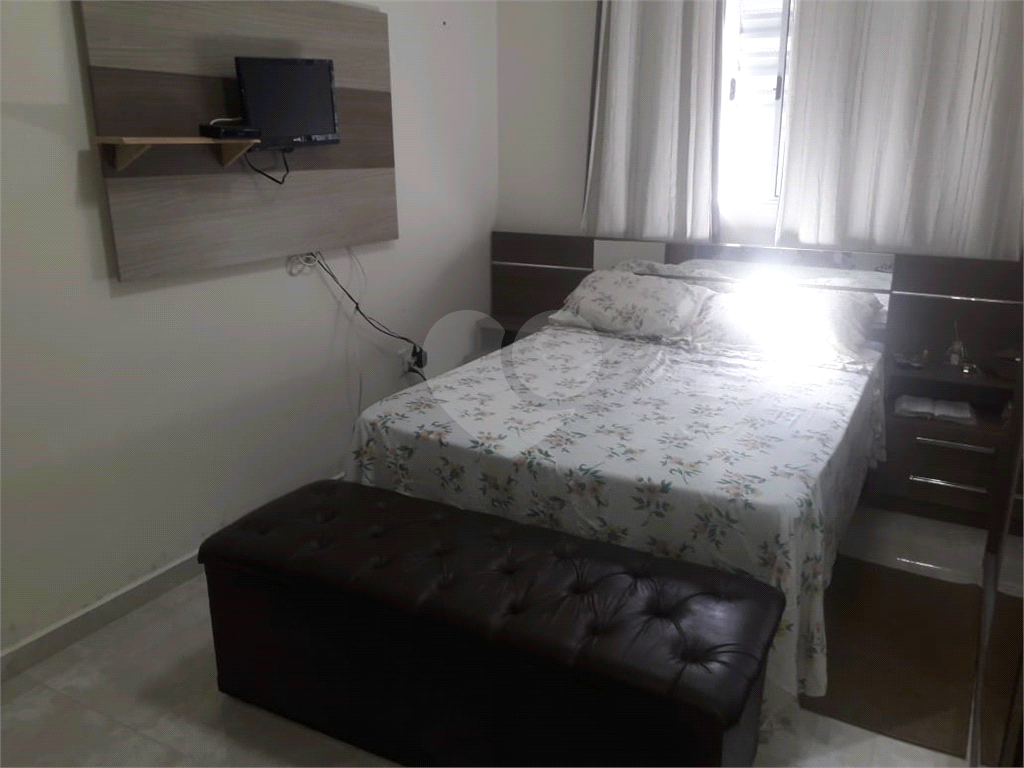 Casa à venda com 2 quartos, 74m² - Foto 5