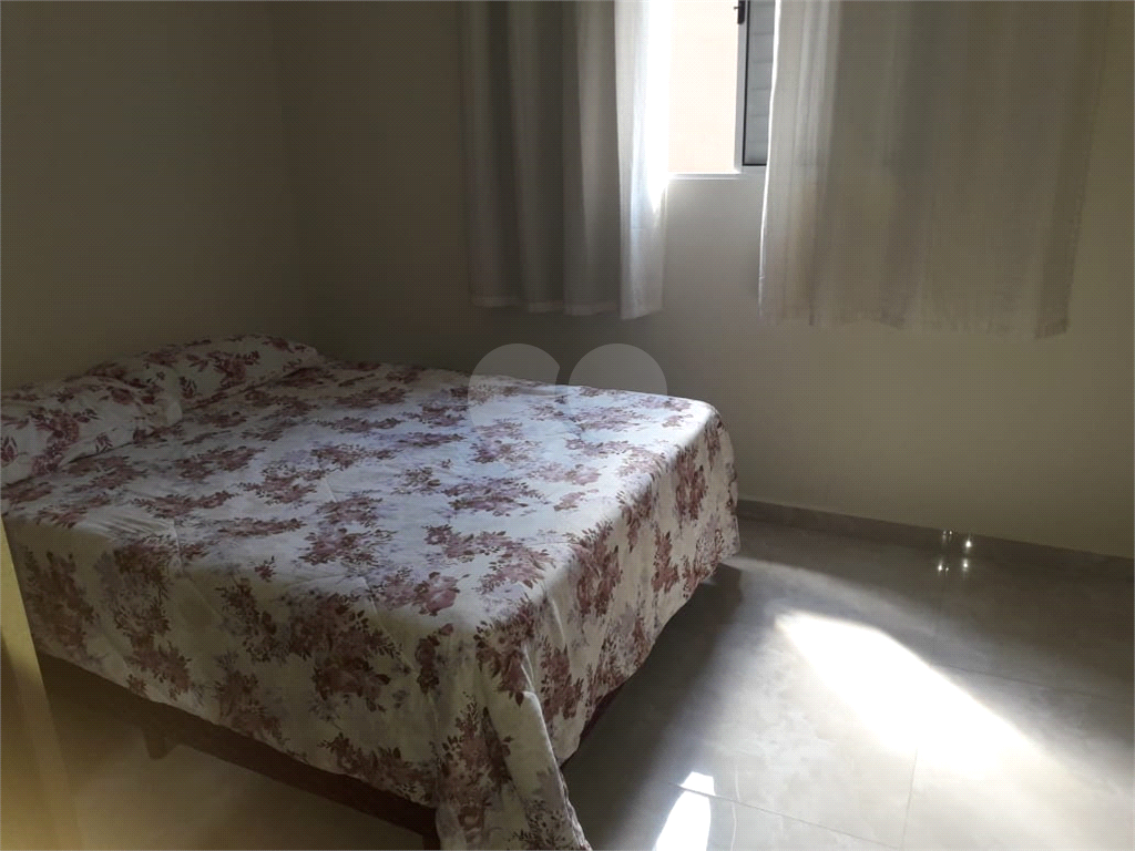 Casa à venda com 2 quartos, 74m² - Foto 9