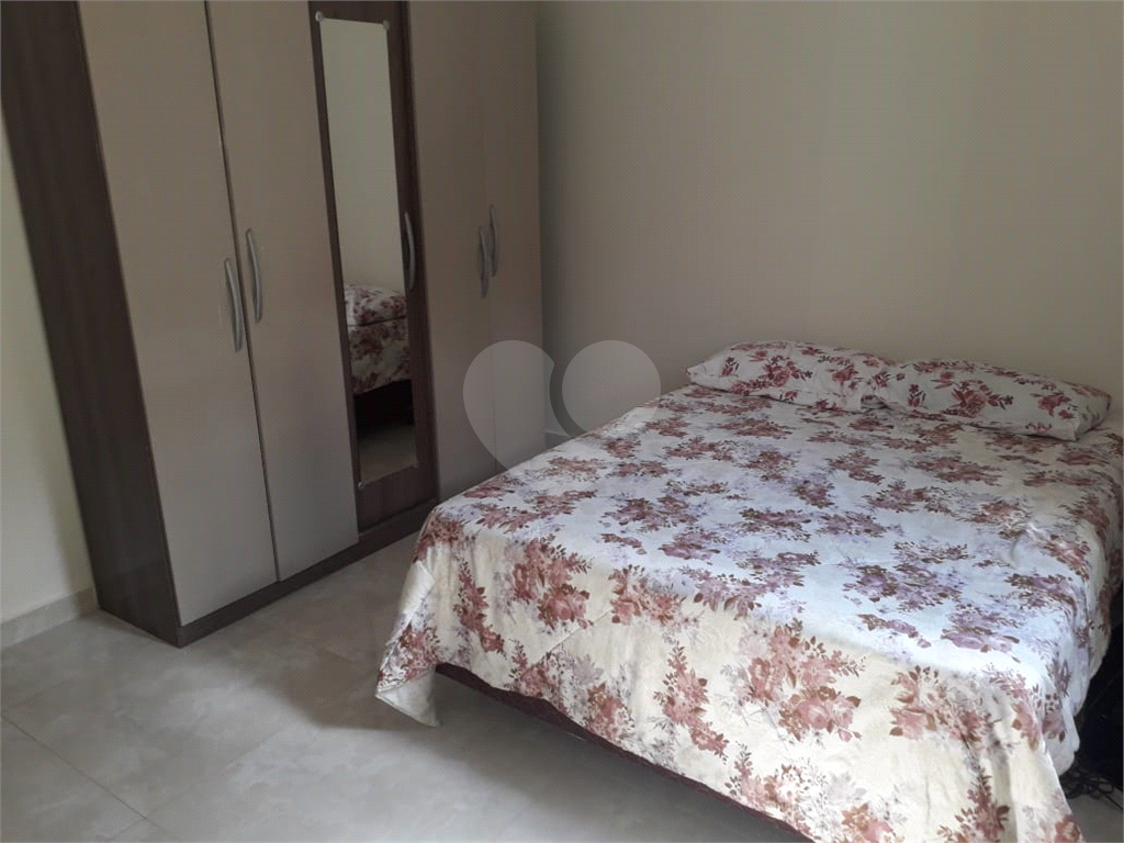 Casa à venda com 2 quartos, 74m² - Foto 8