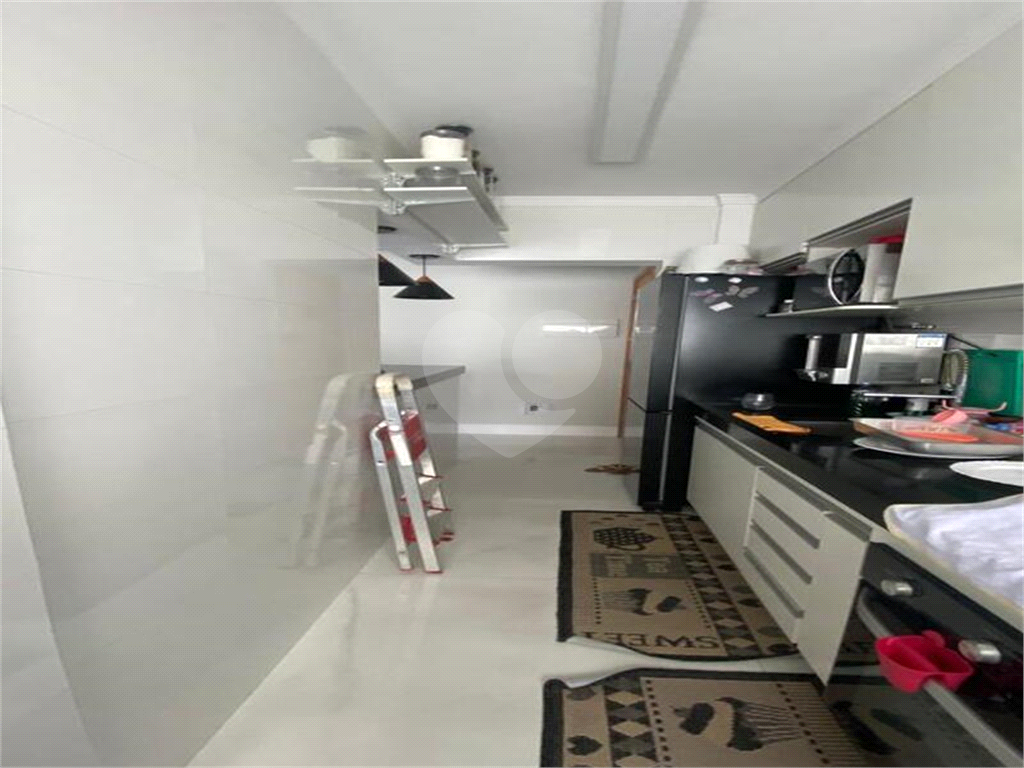 Apartamento à venda, em Santa Terezinha, com 60m², 2 quartos, 1 suíte, lazer, 1 vaga de garagem.