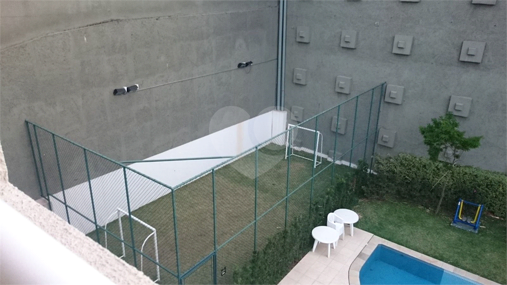 Apartamento à venda, em Santa Terezinha, com 60m², 2 quartos, 1 suíte, lazer, 1 vaga de garagem.