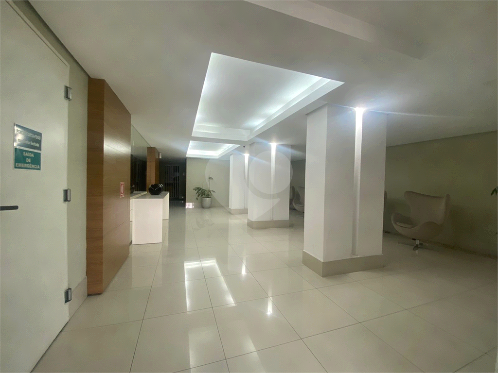 Apartamento à venda, em Santa Terezinha, com 60m², 2 quartos, 1 suíte, lazer, 1 vaga de garagem.