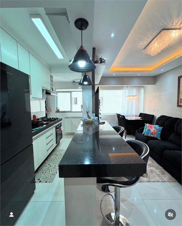 Apartamento à venda, em Santa Terezinha, com 60m², 2 quartos, 1 suíte, lazer, 1 vaga de garagem.