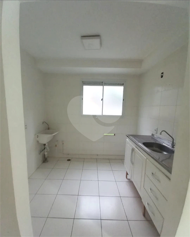 APARTAMENTO Á VENDA 2 DORM. 1 VAGA PROX AO SHOPPING BONSUCESSO