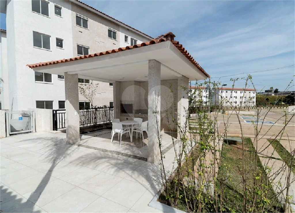 APARTAMENTO Á VENDA 2 DORMITÓRIOS 1 VAGA 