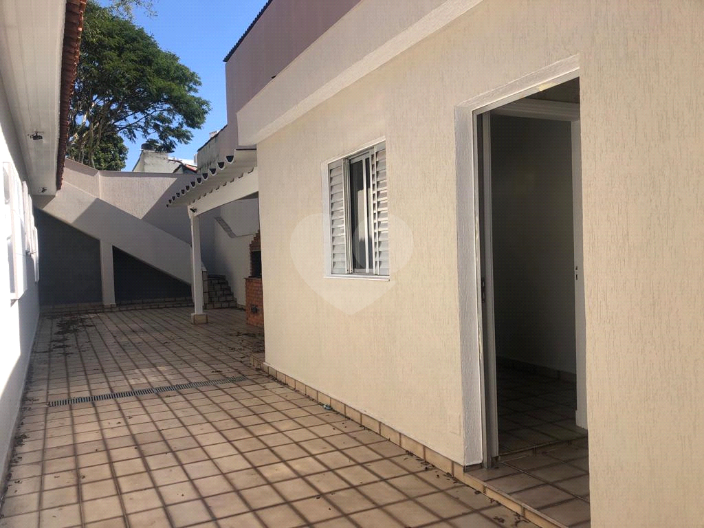 EXCELENTE SOBRADO 3 DORMITÓRIOS 1 SUITE, LIVING DOIS AMBIENTES, QUINTAL E CHURRASQUEIRA  AGUA FRIA, 