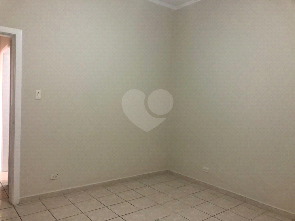 EXCELENTE SOBRADO 3 DORMITÓRIOS 1 SUITE, LIVING DOIS AMBIENTES, QUINTAL E CHURRASQUEIRA  AGUA FRIA, 