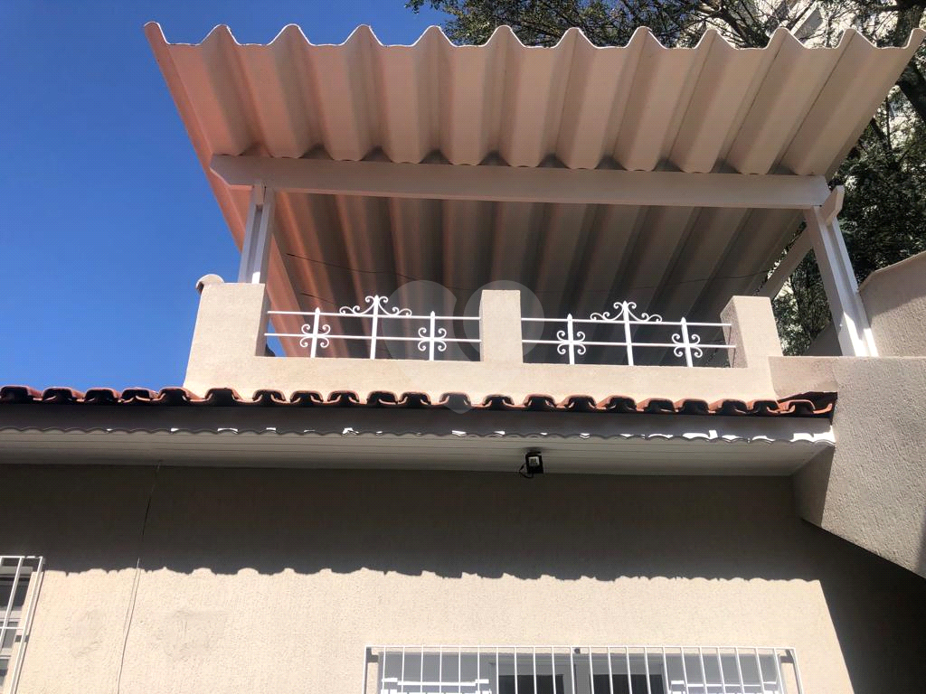 EXCELENTE SOBRADO 3 DORMITÓRIOS 1 SUITE, LIVING DOIS AMBIENTES, QUINTAL E CHURRASQUEIRA  AGUA FRIA, 