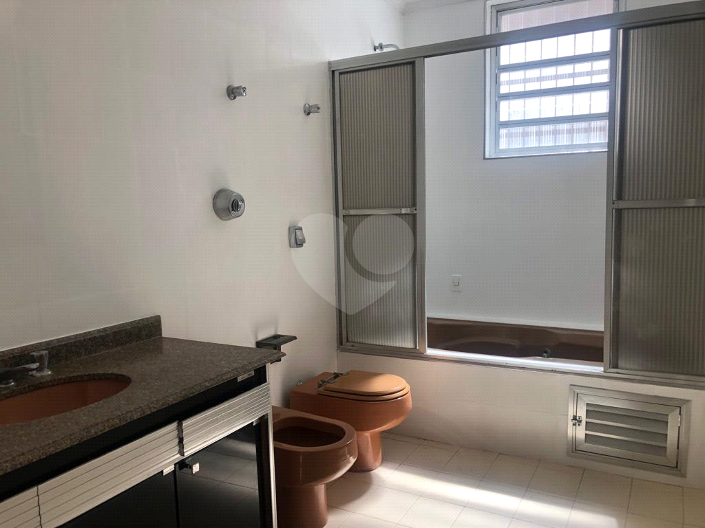 EXCELENTE SOBRADO 3 DORMITÓRIOS 1 SUITE, LIVING DOIS AMBIENTES, QUINTAL E CHURRASQUEIRA  AGUA FRIA, 