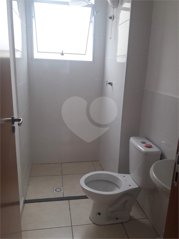 Apartamento à venda com 2 quartos, 40m² - Foto 12