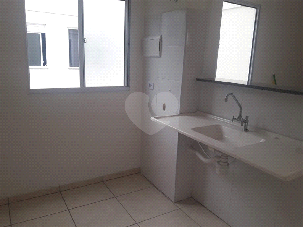 Apartamento à venda com 2 quartos, 40m² - Foto 8