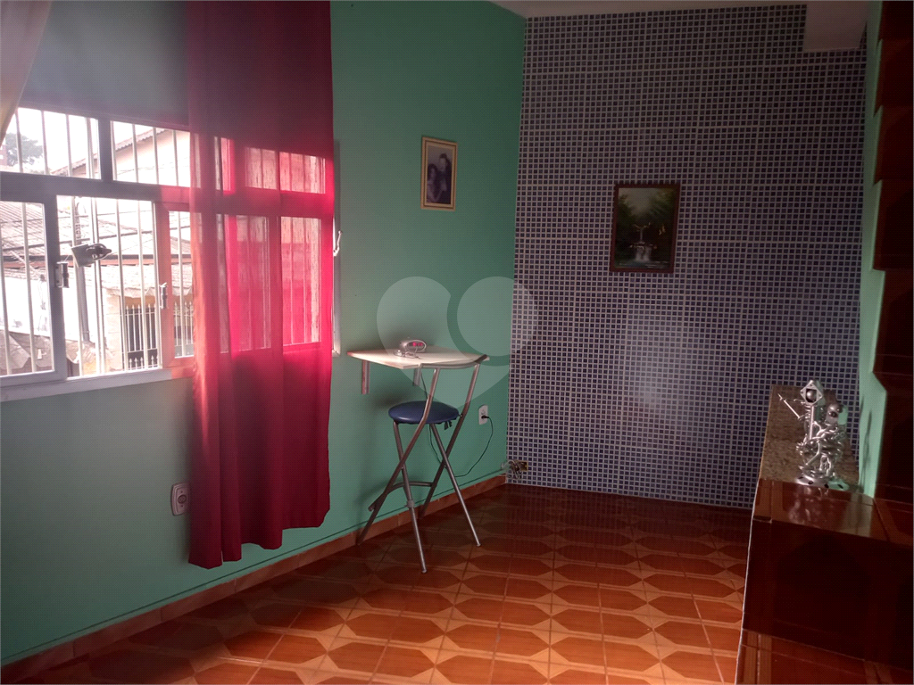 Sobrado à venda com 2 quartos, 200m² - Foto 34