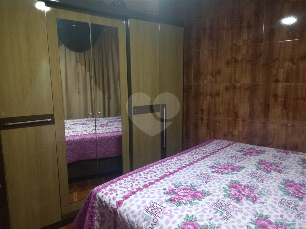 Sobrado à venda com 2 quartos, 200m² - Foto 20