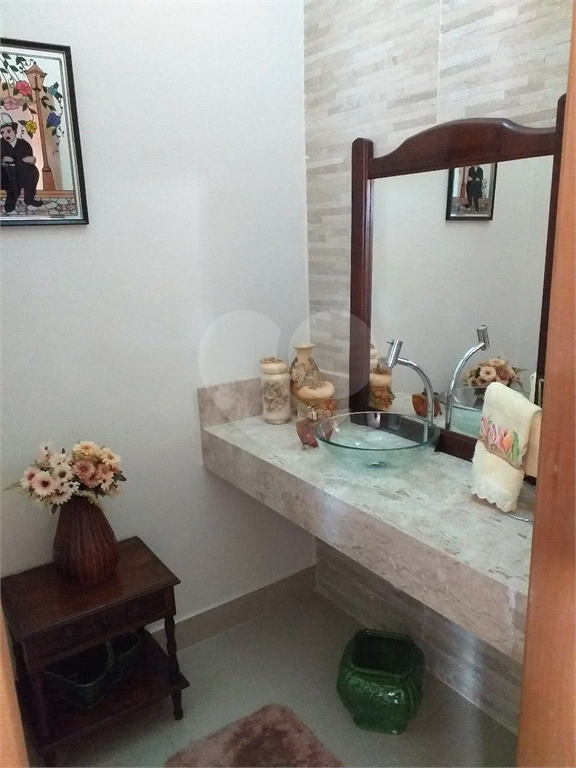 Bélissimo Sobrado a venda no condomineo Residencial Santa Helena em Bragança Paulista -SP