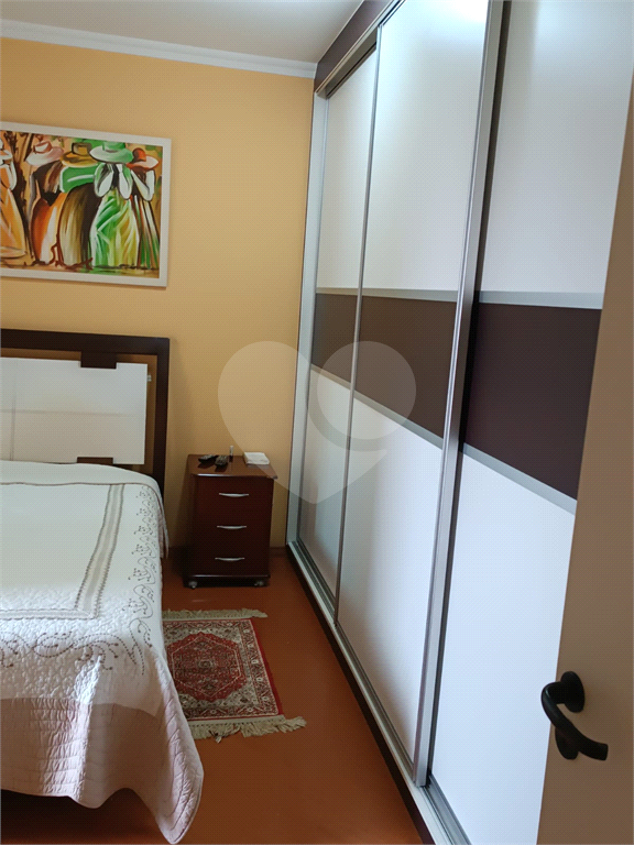 VENDE APARTAMENTO DE 3 DORMITÓRIOS COM SUÍTE , VAGA DE GARAGEM, NA RUA REIMS - CASA VERDE