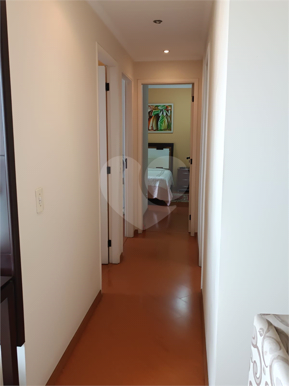 VENDE APARTAMENTO DE 3 DORMITÓRIOS COM SUÍTE , VAGA DE GARAGEM, NA RUA REIMS - CASA VERDE