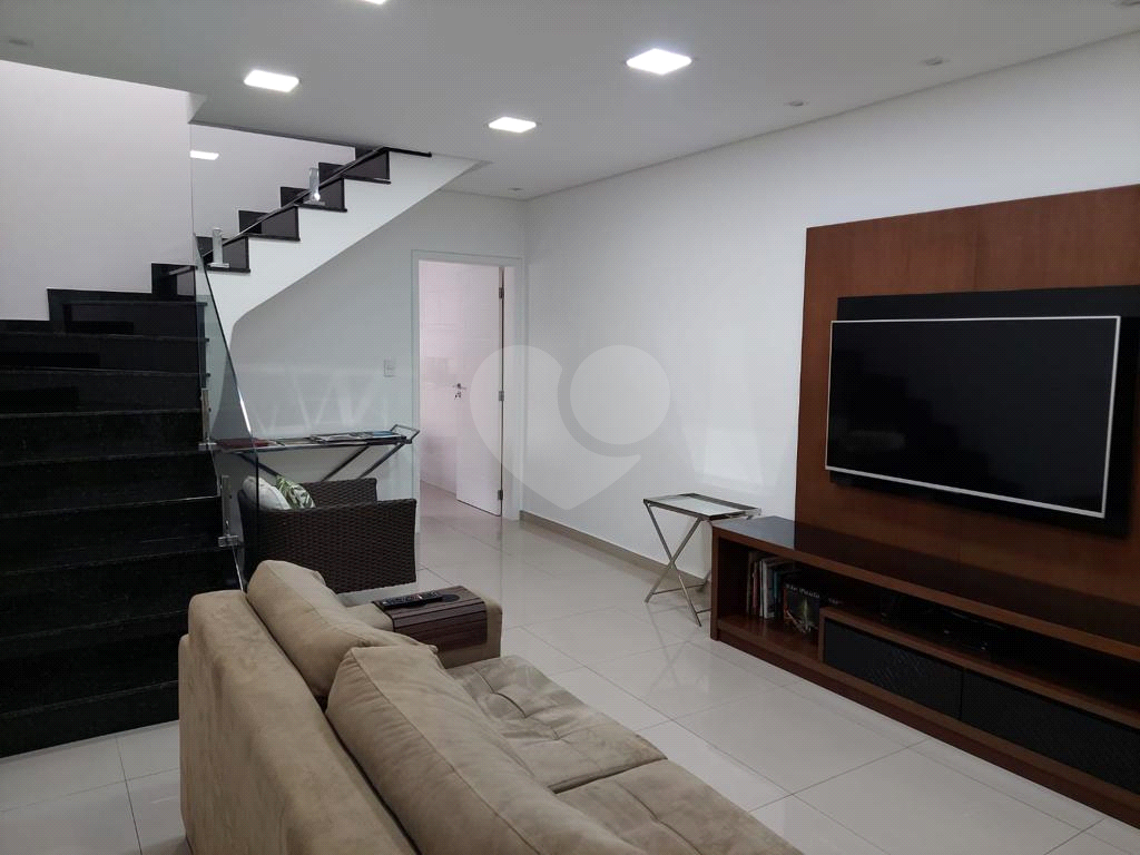 CASA em JARDIM VILA GALVÃO