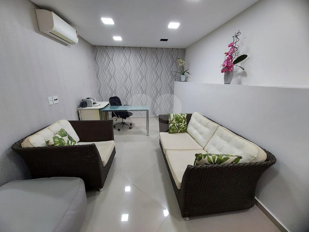 CASA em JARDIM VILA GALVÃO