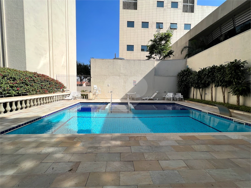 APARTAMENTO em VILA CLEMENTINO
