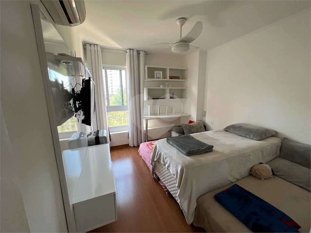 APARTAMENTO em VILA CLEMENTINO