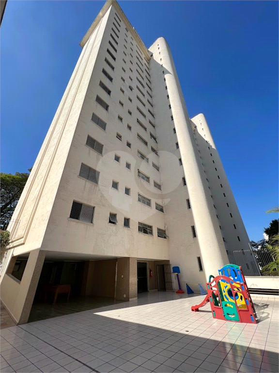 APARTAMENTO em VILA CLEMENTINO