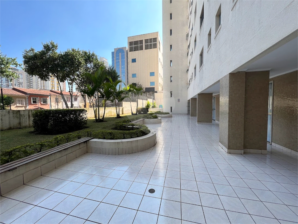 APARTAMENTO em VILA CLEMENTINO
