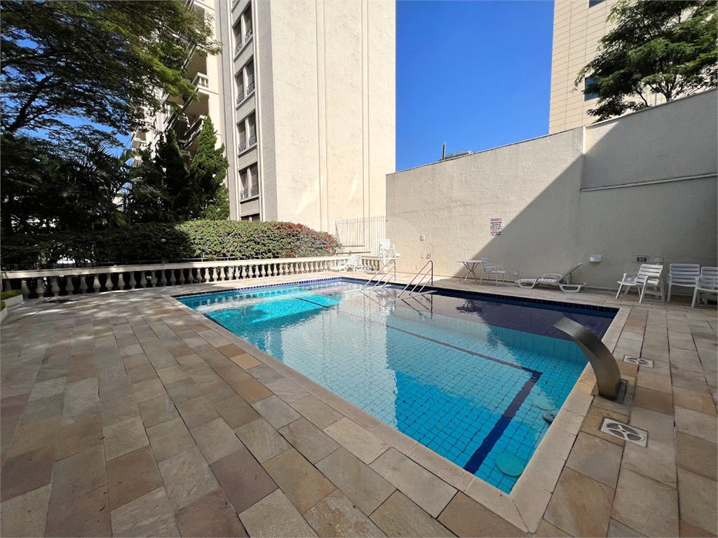 APARTAMENTO em VILA CLEMENTINO