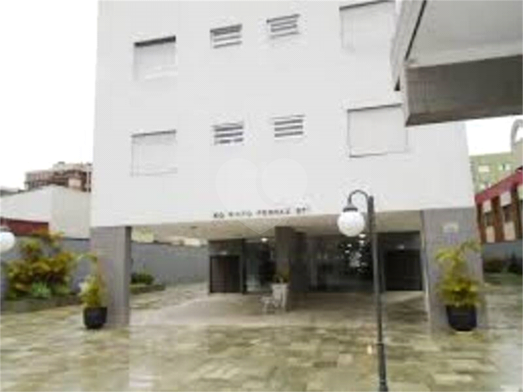 Apartamento à venda com 2 quartos, 67m² - Foto 11