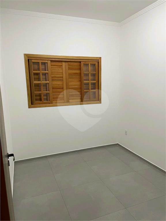 Casa à venda e aluguel com 3 quartos, 118m² - Foto 7