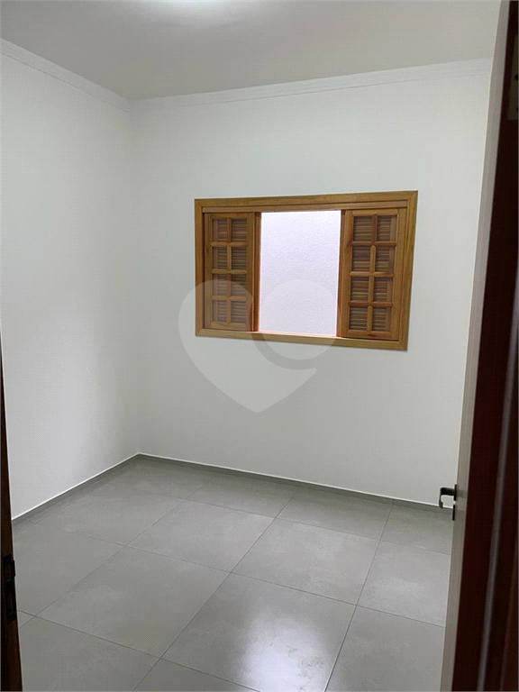 Casa à venda e aluguel com 3 quartos, 118m² - Foto 9