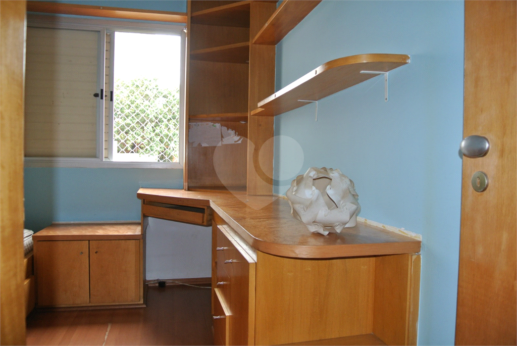 Apartamento à venda com 3 quartos, 75m² - Foto 8