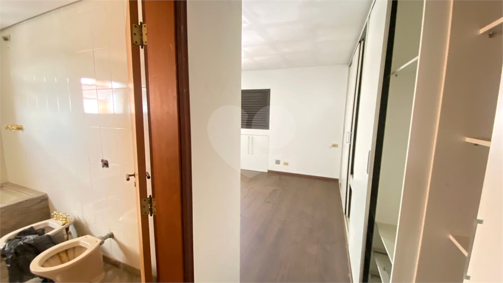 AMPLA COBERTURA  DUPLEX COM PISCINA E SAUNA