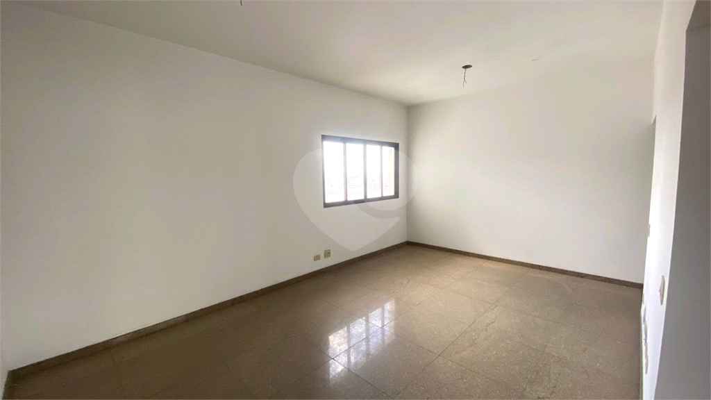 AMPLA COBERTURA  DUPLEX COM PISCINA E SAUNA